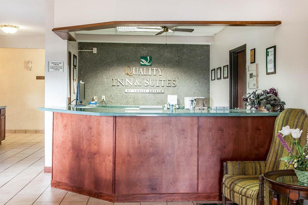 Quality Inn & Suites Danville Extérieur photo