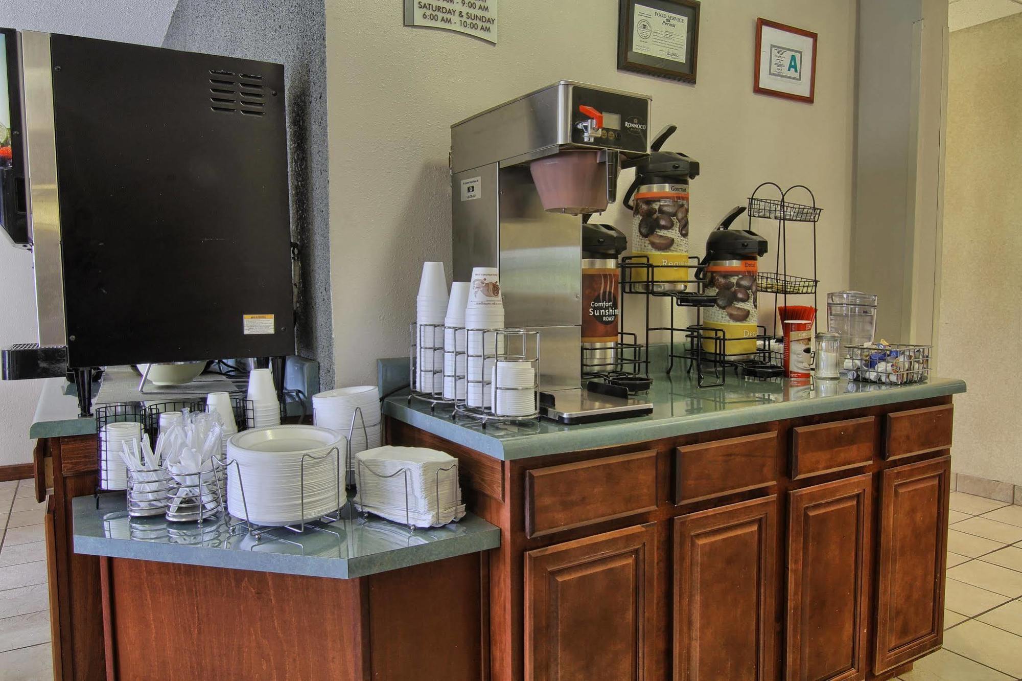 Quality Inn & Suites Danville Extérieur photo
