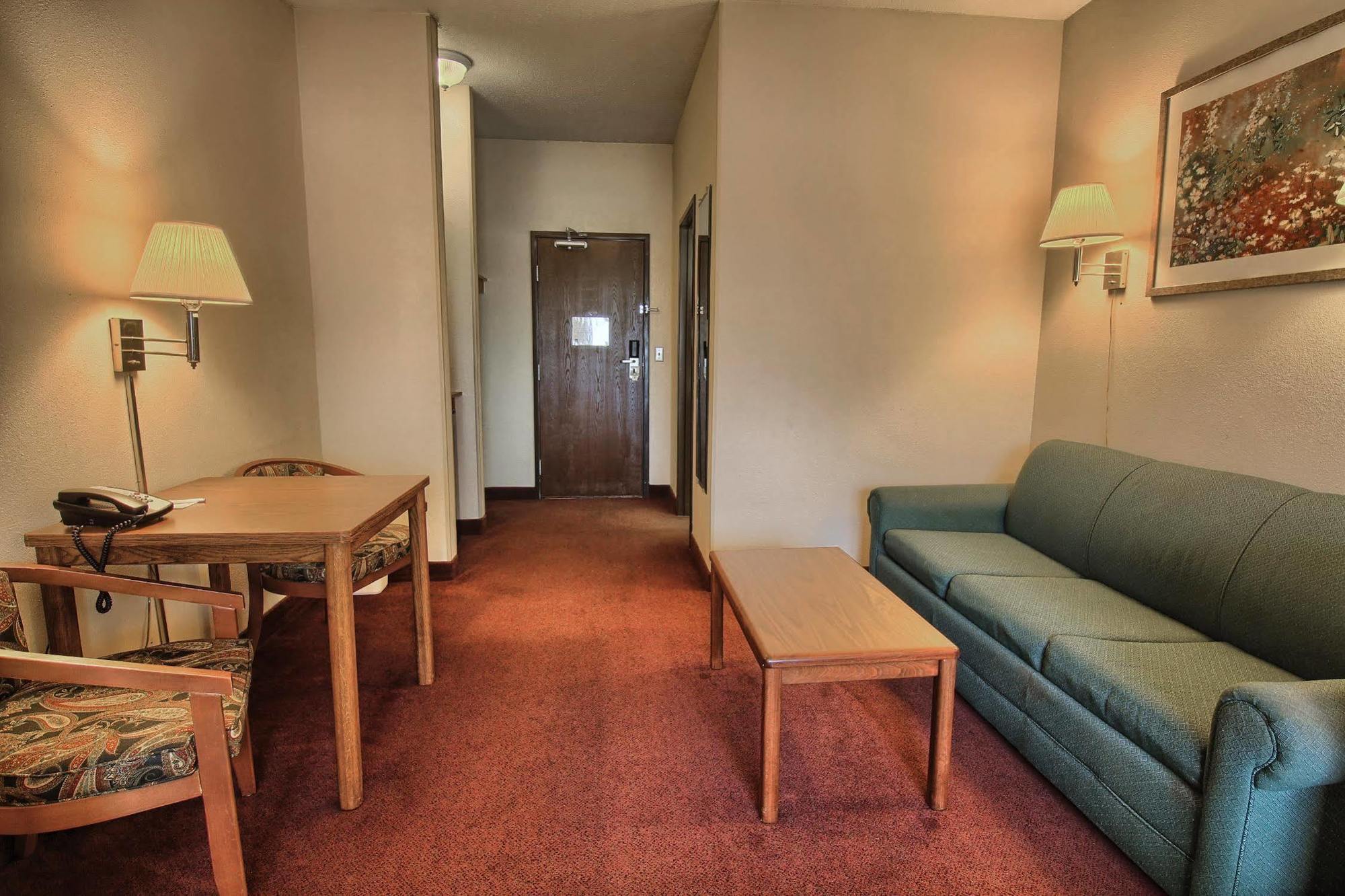 Quality Inn & Suites Danville Extérieur photo