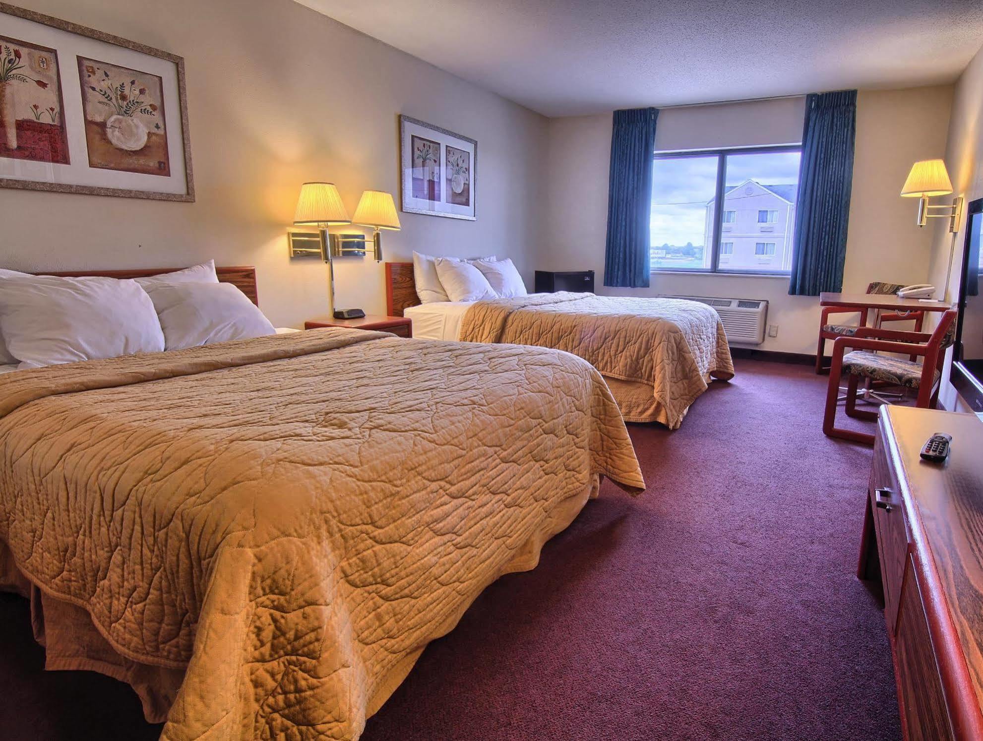 Quality Inn & Suites Danville Extérieur photo